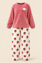Women's Plus Size Fluffy Strawberry Pajama Set